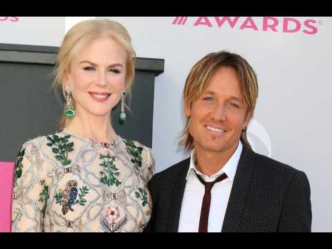 VIDEO : Keith Urban can't be apart from Nicole Kidman for a week