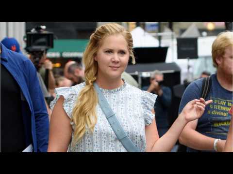 VIDEO : Amy Schumer?s ?I Feel Pretty? Will Be Released Early