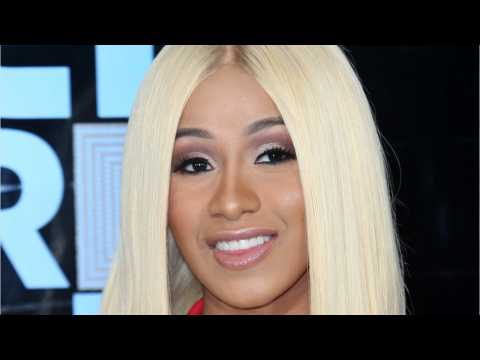 VIDEO : Cardi B- A Red Carpet Star