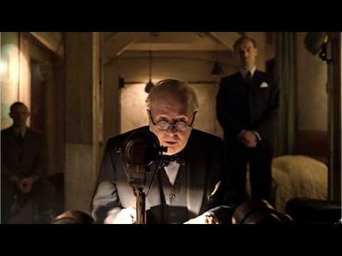 VIDEO : 'Darkest Hour' Screenwriter Admits He Was Worried About Christopher Nolan's 'Dunkirk'