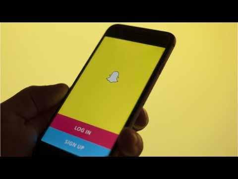 VIDEO : Snapchat CEO Doesn't Care If You Hate The Update