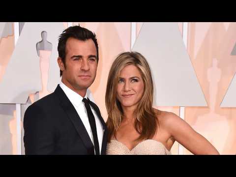 VIDEO : Jennifer Aniston And Justin Theroux Announce Their Separation