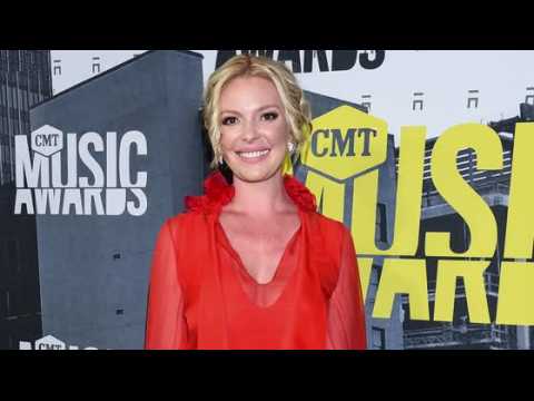VIDEO : Meghan Markle Out, Katherine Heigl In