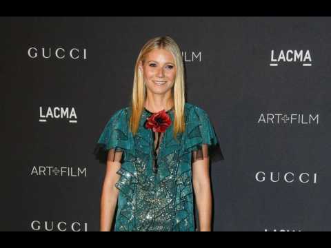 VIDEO : Gwyneth Paltrow feels 21 again