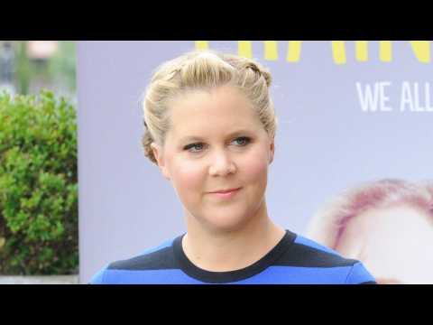 VIDEO : Amy Schumer Speaks Out About Aziz Ansari