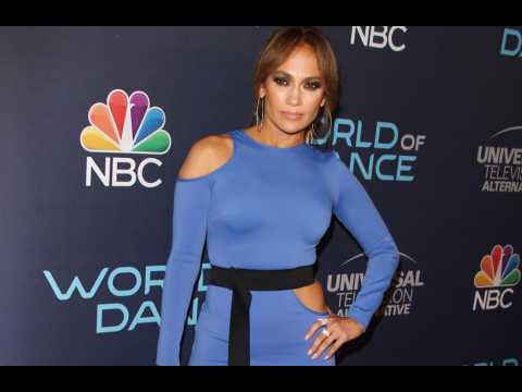 VIDEO : Jennifer Lopez reacts to sexual harassment claims