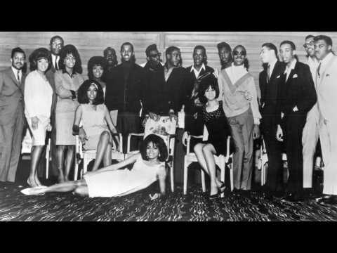 VIDEO : Temptations Singer Dennis Edwards Dies At 74