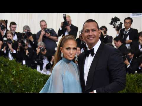 VIDEO : JLo And Alex Rodriguez Celebrate First Anniversary