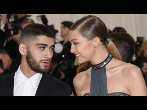 VIDEO : Zayn Malik?s Fans Are Wondering Whose Eyes Are Tattooed On His Body