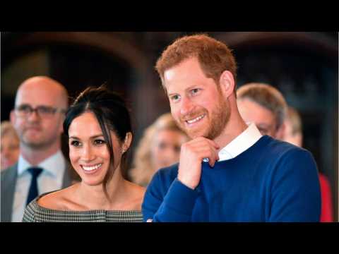 VIDEO : Prince Harry and Meghan Markle's Wedding Is Underway!