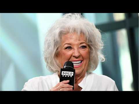 VIDEO : Paula Deen Trying To Bounce Back After Career Ending Move