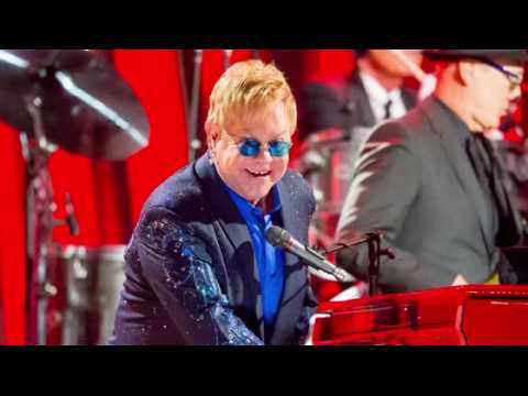 VIDEO : Elton John Cancels Two Concerts to Attend Prince Harry's Wedding