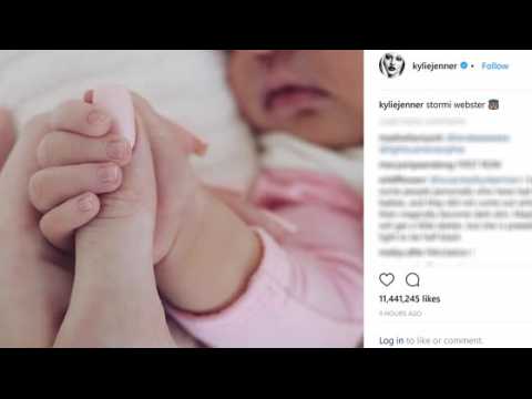 VIDEO : Kylie Jenner Names Daughter 'Stormi'
