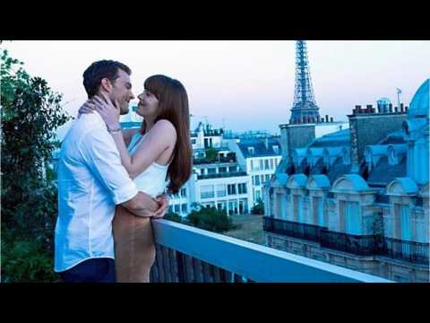 VIDEO : Critics Bored With ?Fifty Shades Freed?
