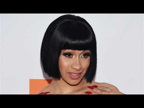 VIDEO : Cardi B Shuts Down Pregnancy Rumors