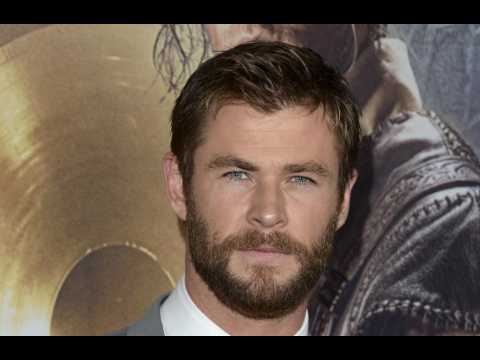 VIDEO : Chris Hemsworth would love to do Crocodile Dundee reboot