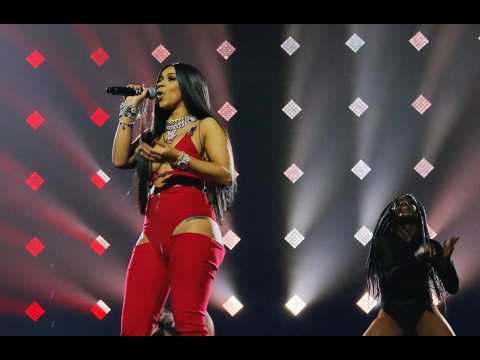 VIDEO : Cardi B feels equal to male musicians