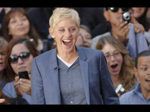 VIDEO : Ellen DeGeneres hosts birthday bash