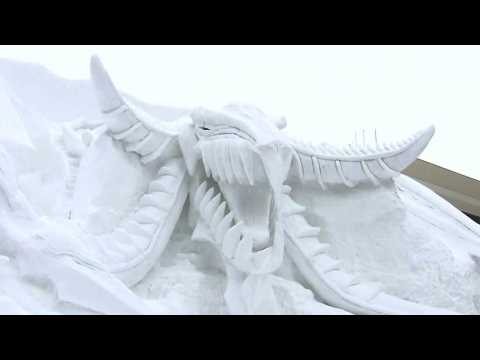 VIDEO : Japan's Snow Festival Draws Millions