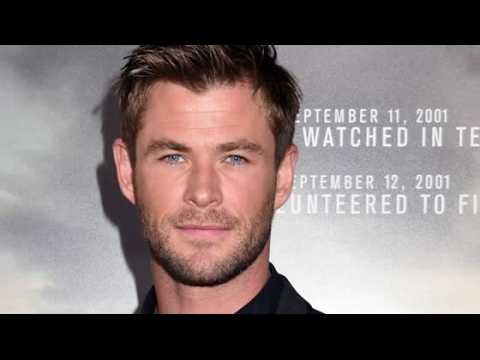 VIDEO : Chris Hemsworth singed eyebrows on set of new movie