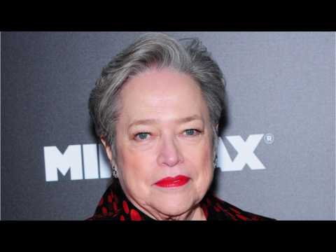 VIDEO : Kathy Bates and Kim Dickens Join Cast Of 'Highwaymen'