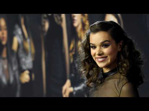 VIDEO : Hailee Steinfeld Retells Struggle Of Getting Into 'Pitch Perfect' Franchise