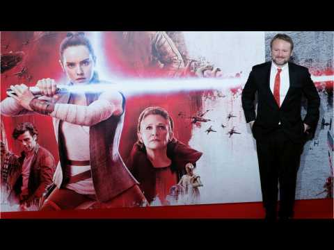 VIDEO : New 'Star Wars' Trilogy Will Reportedly Start Filming In Summer 2018