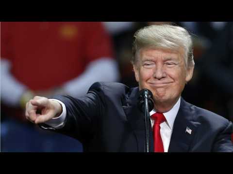 VIDEO : Trump rings in the New Year on the golf course, tweets 'What a year it's been'