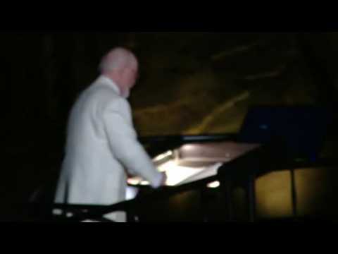 VIDEO : John Williams Will Compose Theme For Han Solo Film