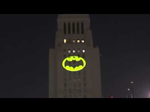 VIDEO : Batman Returns To Netflix