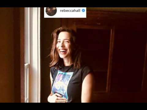 VIDEO : Rebecca Hall and Morgan Spector announce pregnancy