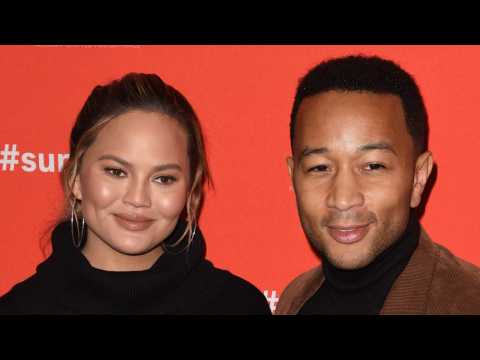 VIDEO : Toilet Goes Missing At Chrissy Teigen And John Legend's House