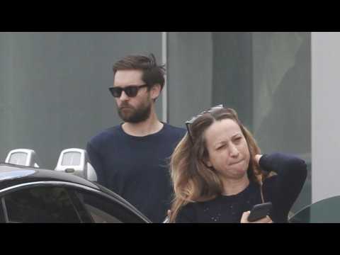 VIDEO : Tobey Maguire's Ex-Wife Says He's Her ?Best Friend?