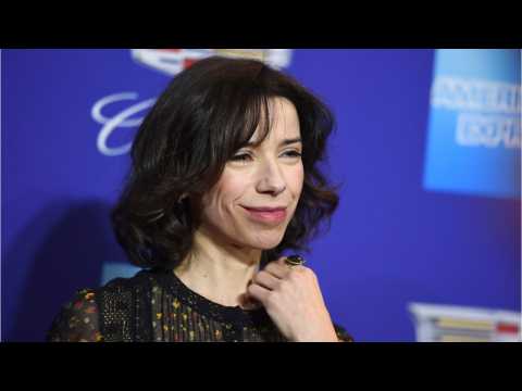 VIDEO : Sally Hawkins Didn't Think She'd Get Role In 'Shape of Water'