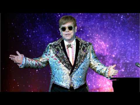 VIDEO : Elton John Explains Farewell Tour