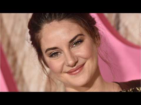 VIDEO : Shailene Woodley Makes It Instagram Official With Ben Volavola