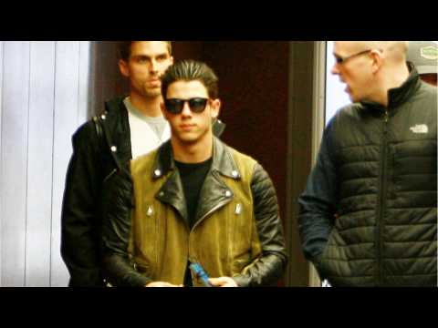 VIDEO : Jonas Brothers Once Again???