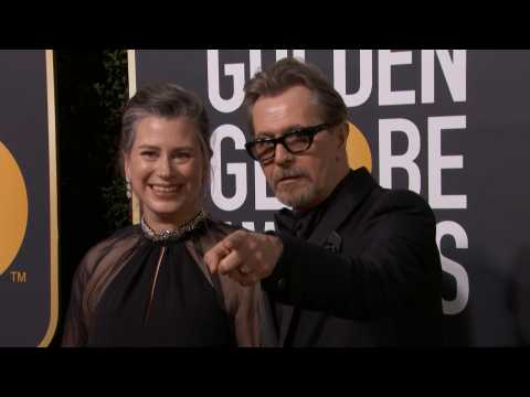 VIDEO : Gary Oldman proposed to his wife in character as Winston Churchill