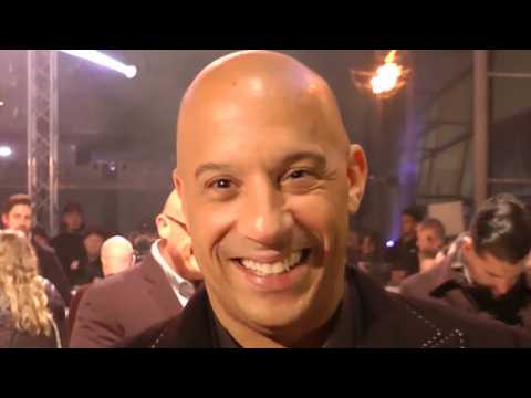 VIDEO : Vin Diesel Sued?