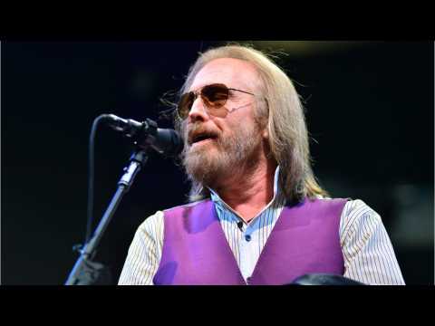 VIDEO : Coroner Says Tom Petty Died of Accidental Overdose