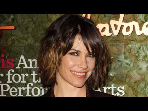 VIDEO : Why Aren't Fans Happy With Marvel's 'Wasp' Costume?