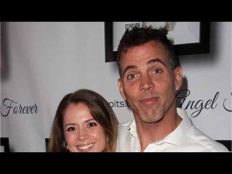 VIDEO : Steve-O Engaged To Lux Wright