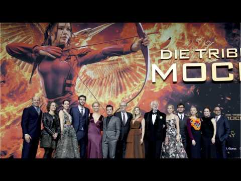 VIDEO : 'Hunger Games' Director Talks Possible Sequels