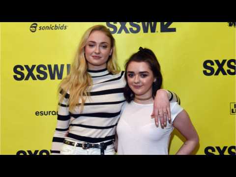 VIDEO : Sophie Turner Has Apparently Asked BFF Maisie Williams To Be A Bridesmaid