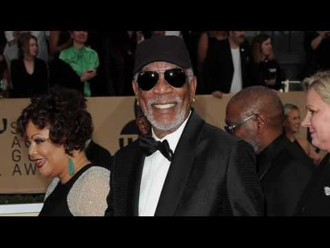 VIDEO : Morgan Freeman Receives Lifetime Achievement Award