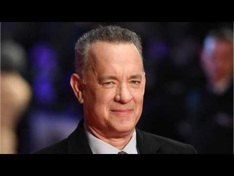 VIDEO : Hanks Will Play Mister Rogers In Biopic