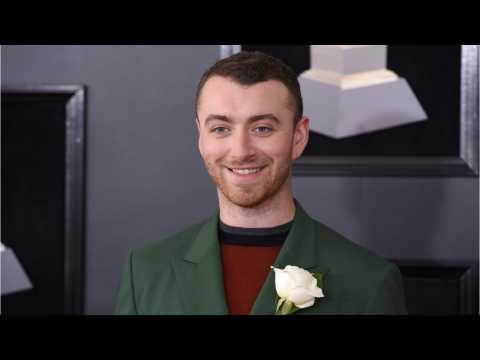 VIDEO : Sam Smith Brought Boyfriend Brandon Flynn To The Grammy Awards