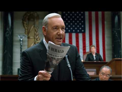VIDEO : House of Cards Resumes Production Without Spacey