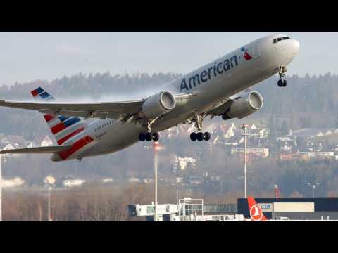 VIDEO : Instagram Model Kicked Off Flight
