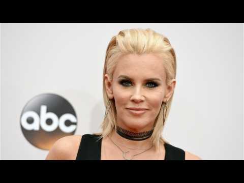 VIDEO : Jenny McCarthy Bored With The New Bachelor